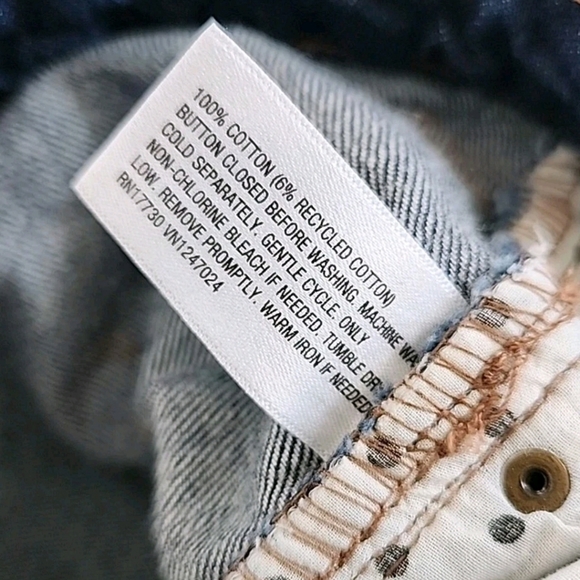 Kate Spade New York Women's High-Rise Straight Leg Wide Cuff Jeans Size 12 - Picture 8 of 9